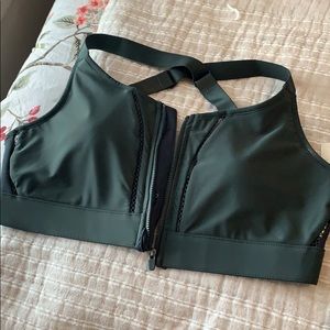 Fabletics Zoe High Impact sports bra